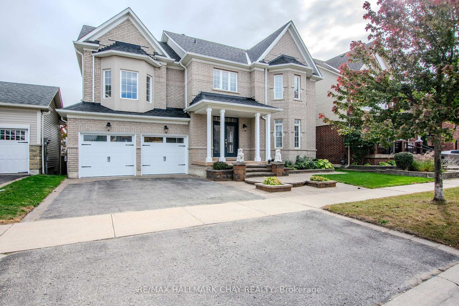 Property Photo:  104 Succession Crescent  ON L4M 7G6 