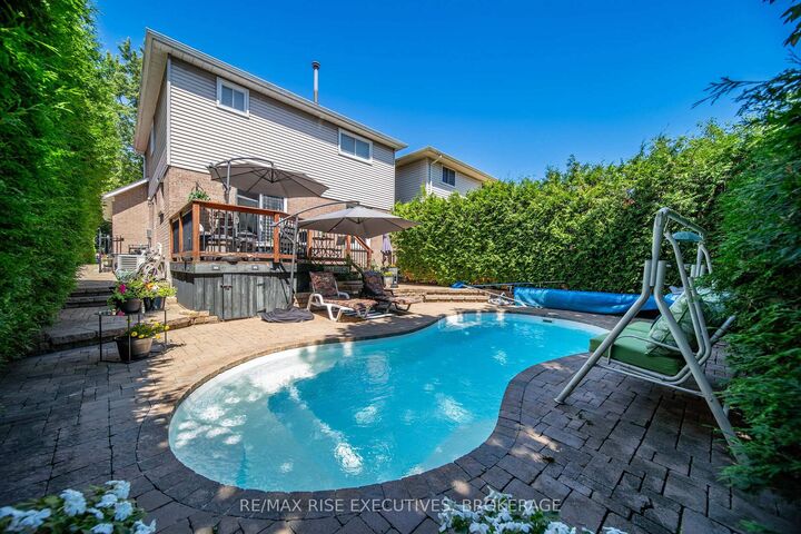 Property Photo:  149 Grenadier Drive  ON K7K 6H1 