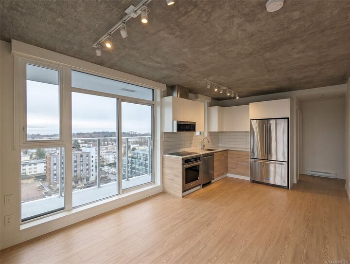 Property Photo:  1097 View St #1207  BC V8V 0G9 