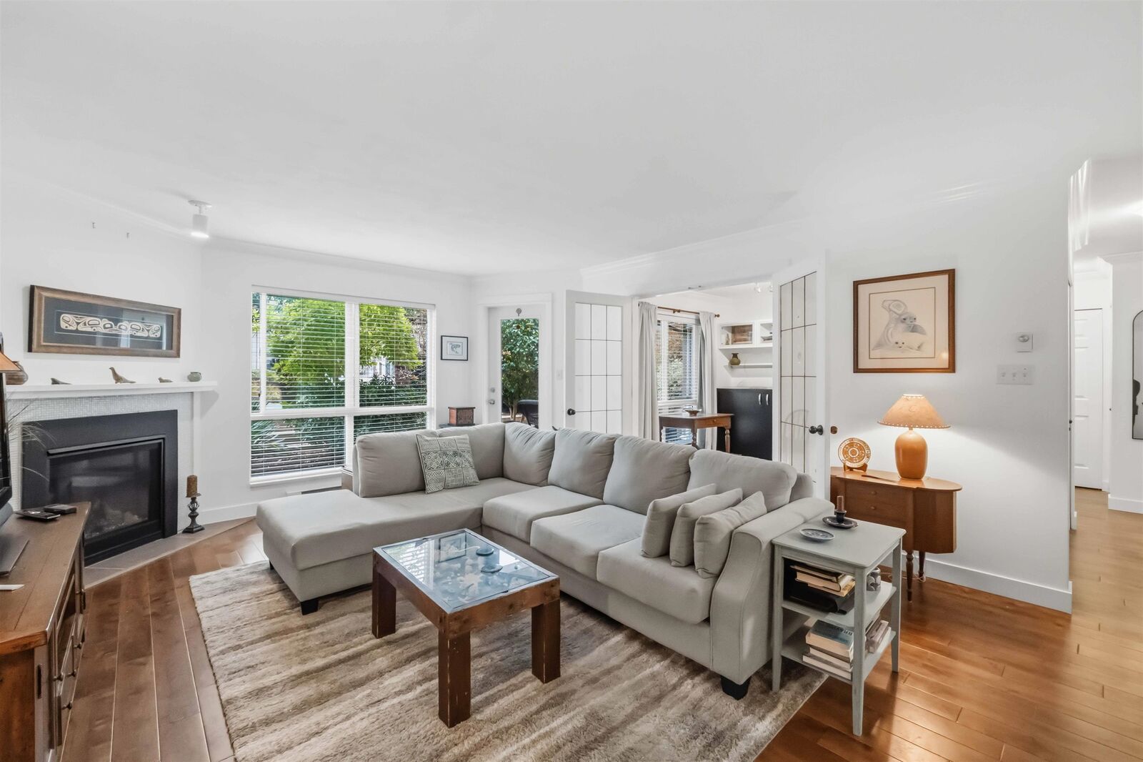 Property Photo: 15875 Marine Drive 107 BC V4B 5J2