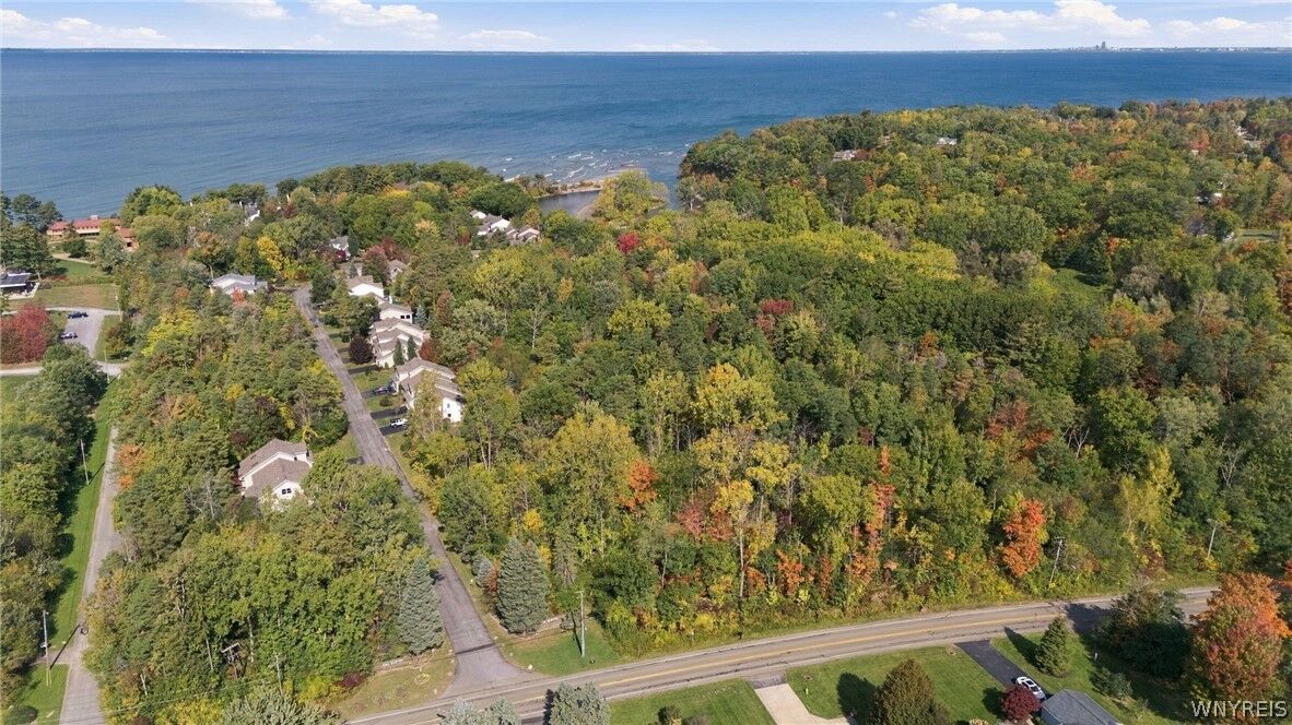 Property Photo:  6450 Lake Shore Road  NY 14006 