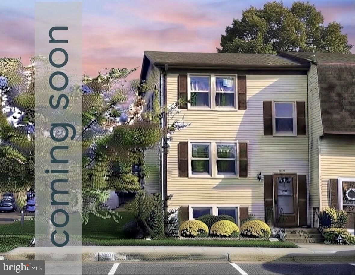 Property Photo:  2063 Lake Grove Lane  MD 21114 