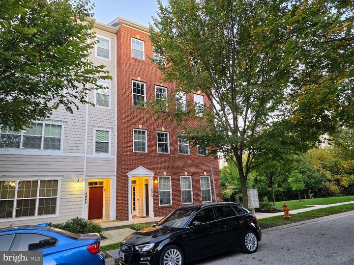 Property Photo:  5947 Logans Way 2 40  MD 21043 