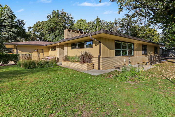 Property Photo: 3108 Northwood Drive IA 50010