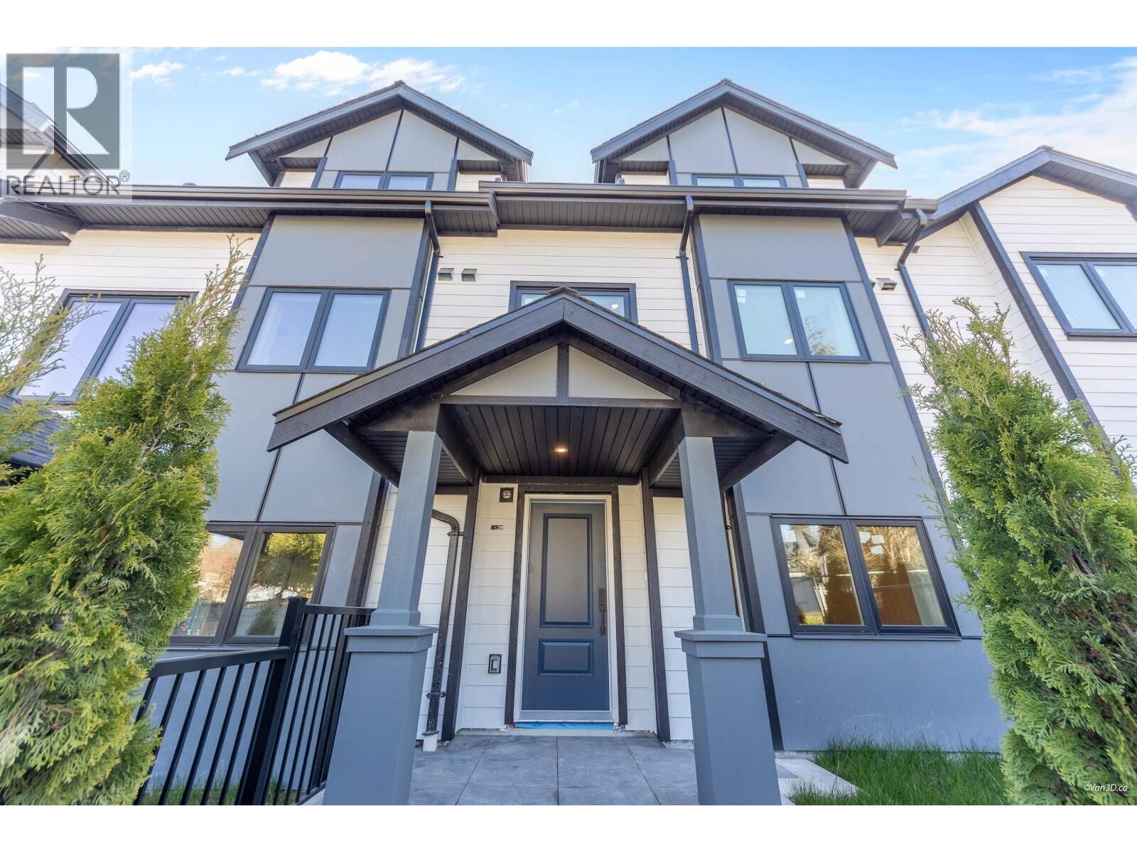 Property Photo:  3430 Knight Street  BC V5N 0K4 