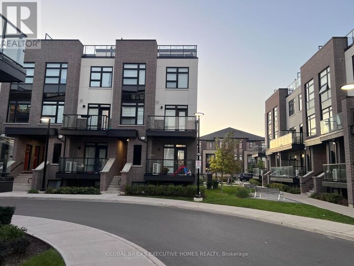 Property Photo:  1573 Rose Way 101  ON L9E 1N4 