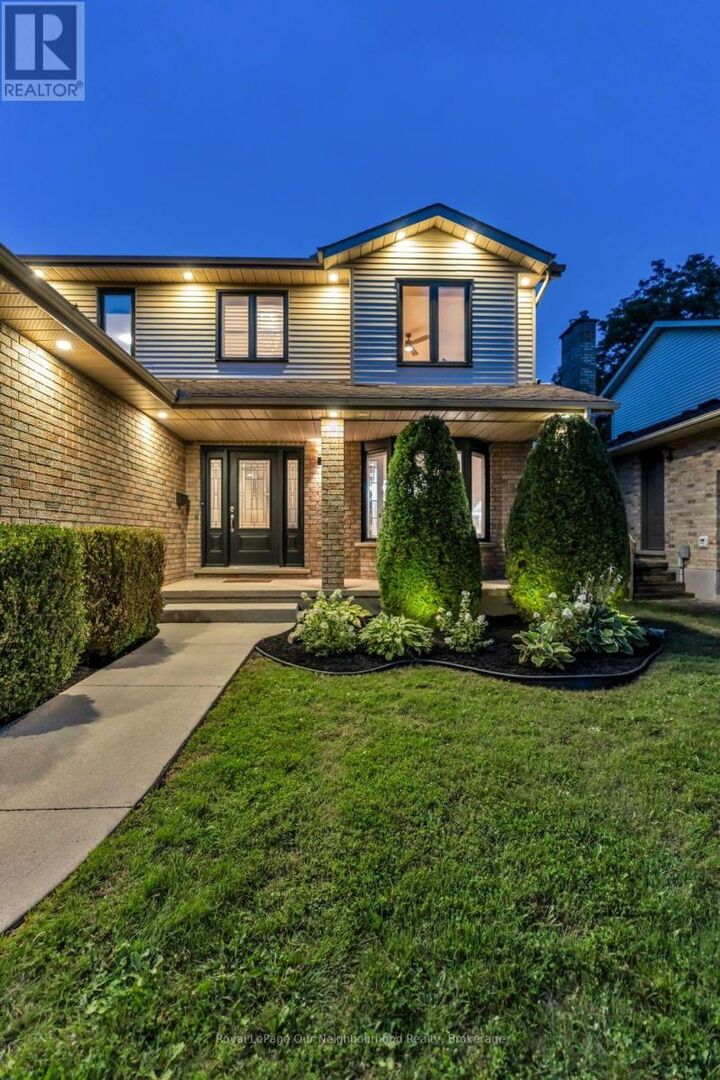 Property Photo:  135 Kanata Crescent  ON N6J 4S1 