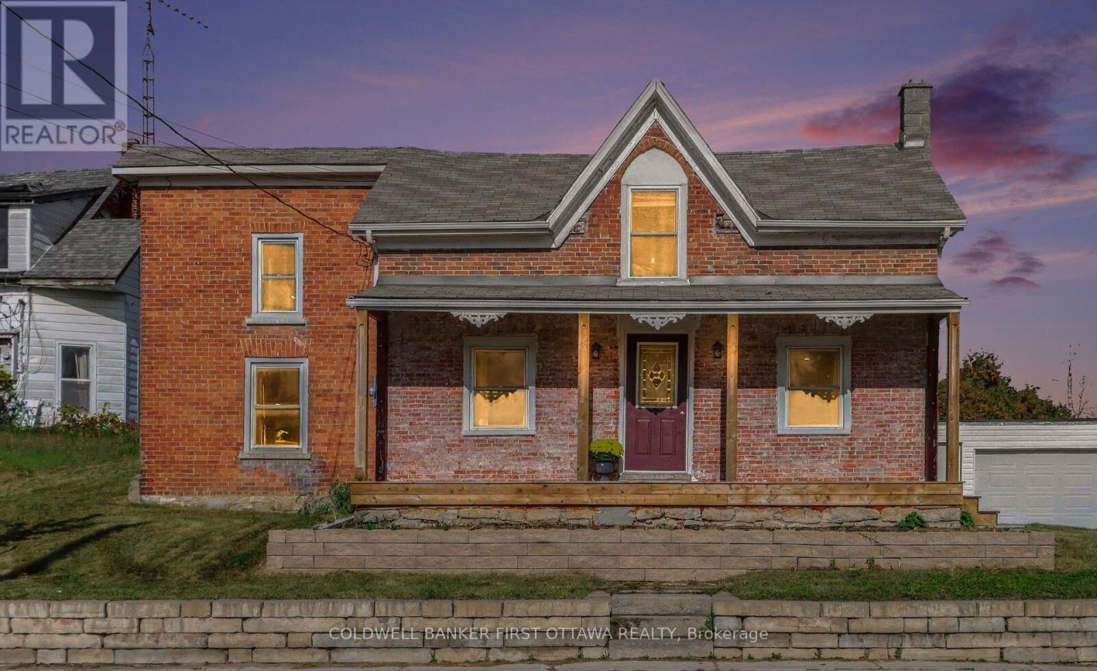 Property Photo: 42 Main Street ON K0G 1E0
