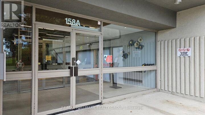 Property Photo: 158 McArthur Avenue 4 ON K1L 7E7