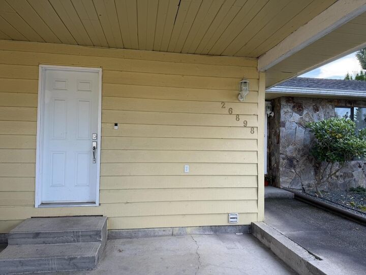 Property Photo: 26898 32A Avenue BC V4W 3G4