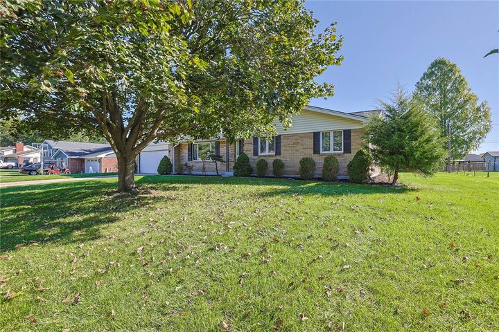 Property Photo: 2416 Apricot Drive OH 45431