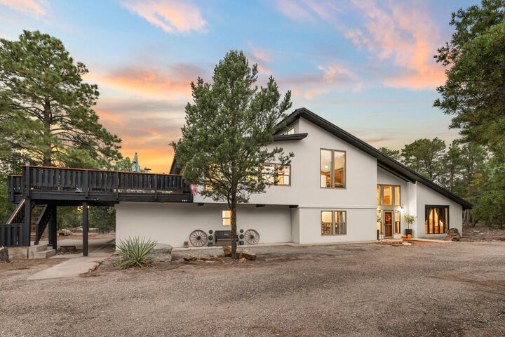 Property Photo:  32 Bobolink Lane  NM 87059 
