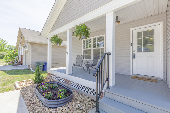 Property Photo: 3784 Kellys Ferry Road TN 37419