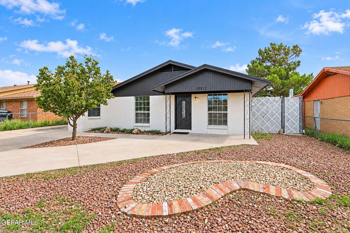 Property Photo: 10812 Aquamarine Street TX 79924