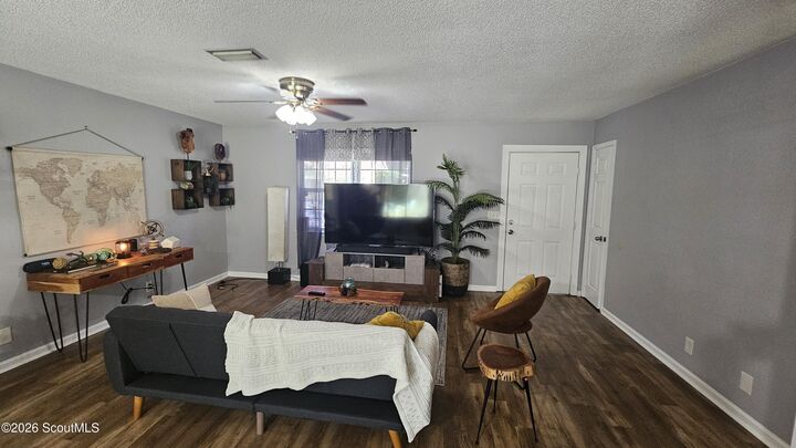 Property Photo:  111 Glynn Marsh Circle  GA 31525 