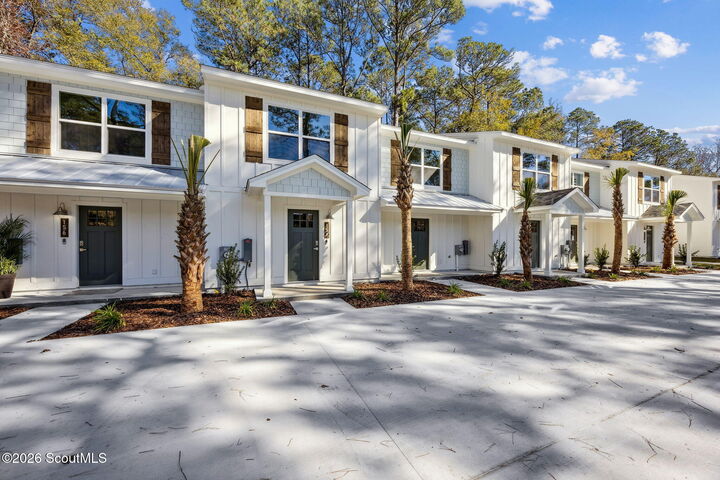 Property Photo: 162 Clarks Bluff Road GA 31548