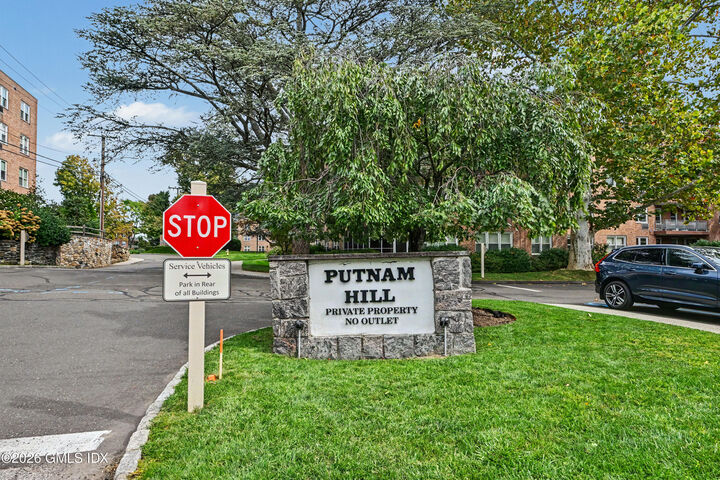 Property Photo:  3 Putnam Hill Road 1K  CT 06830 