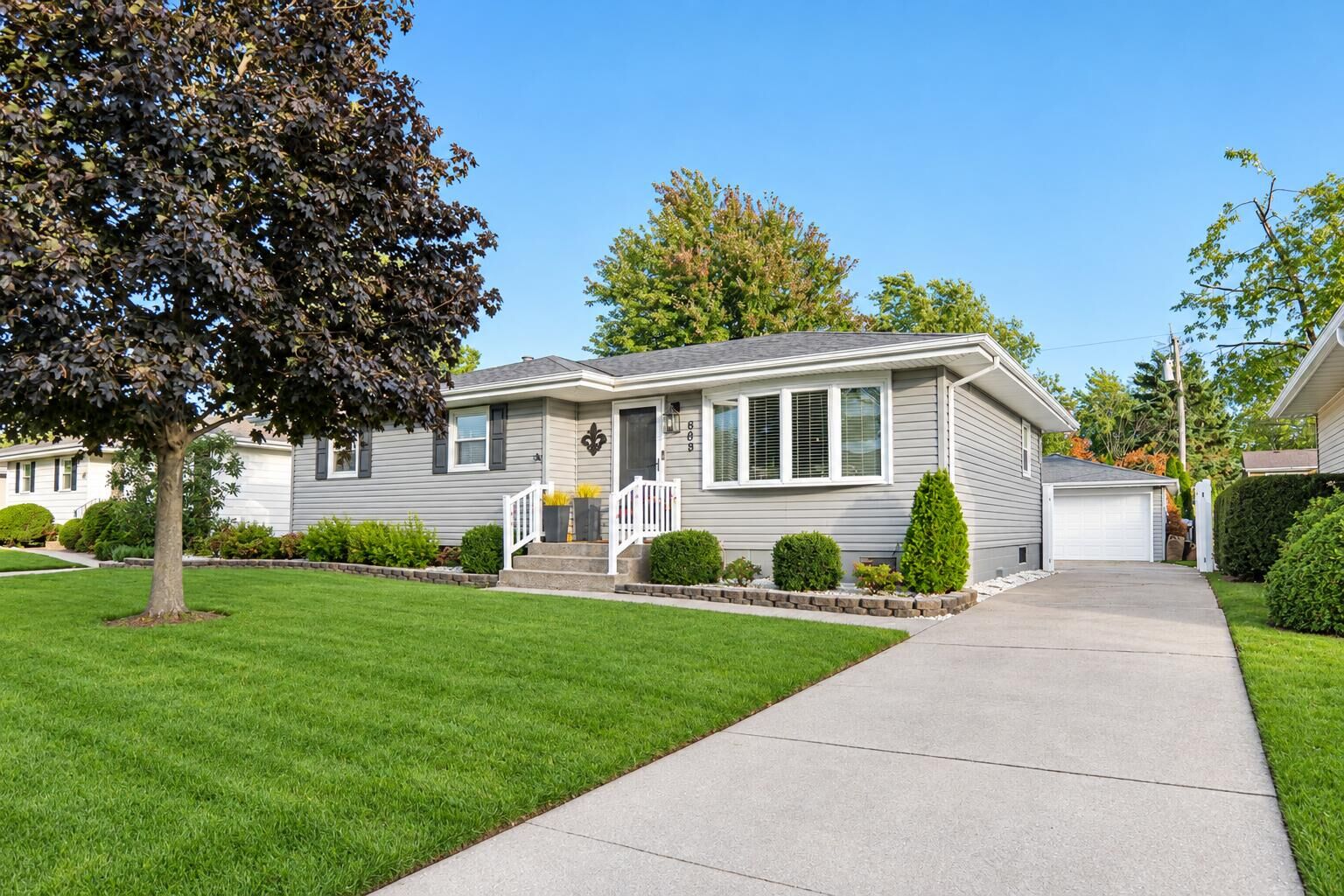 Property Photo:  903 Tyler Avenue  IN 46311 