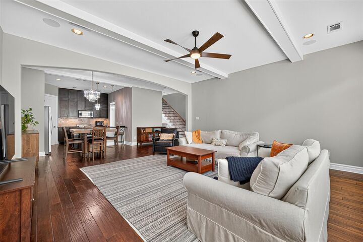 Property Photo: 1231 W 24th Street D TX 77008