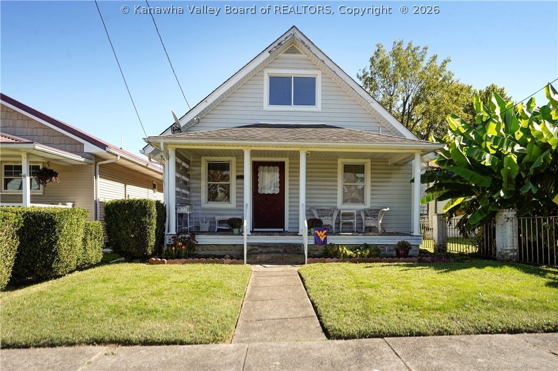 Property Photo: 208 21st Street WV 25064