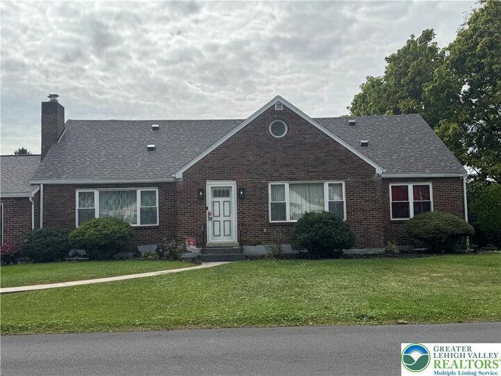 Property Photo: 2354 Albright Avenue 2 PA 18104