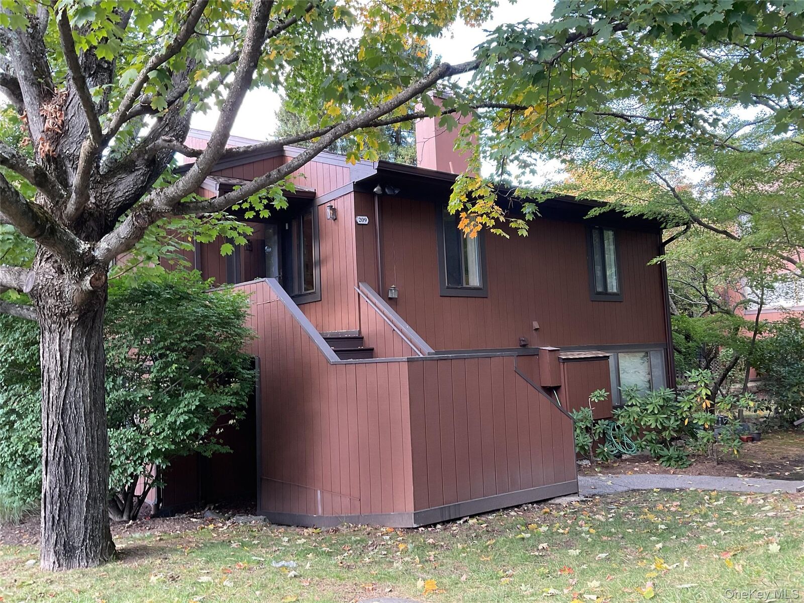Property Photo:  209 Martling Avenue  NY 10591 