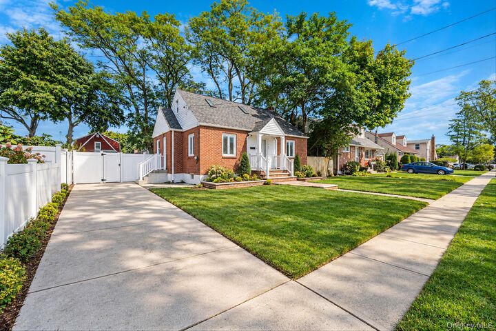 Property Photo:  167 Stanton Boulevard  NY 11553 