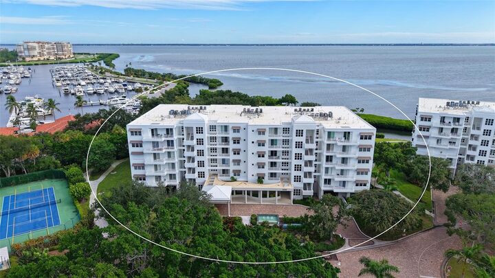 Property Photo:  2550 Harbourside Drive 334  FL 34228 