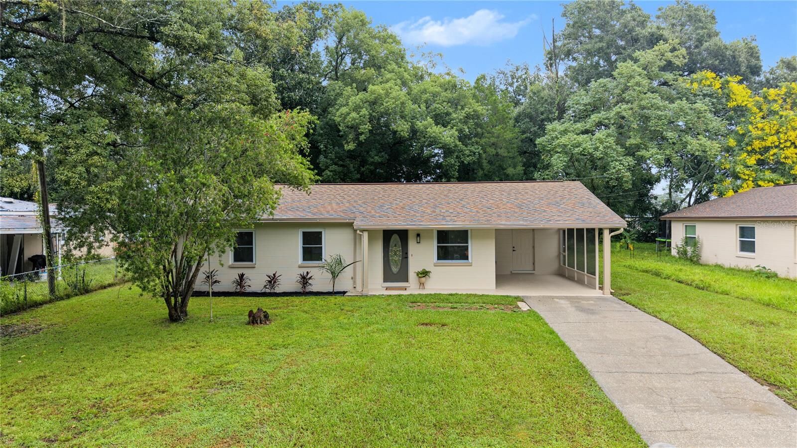 Property Photo: 21358 Lehouier Drive FL 34601