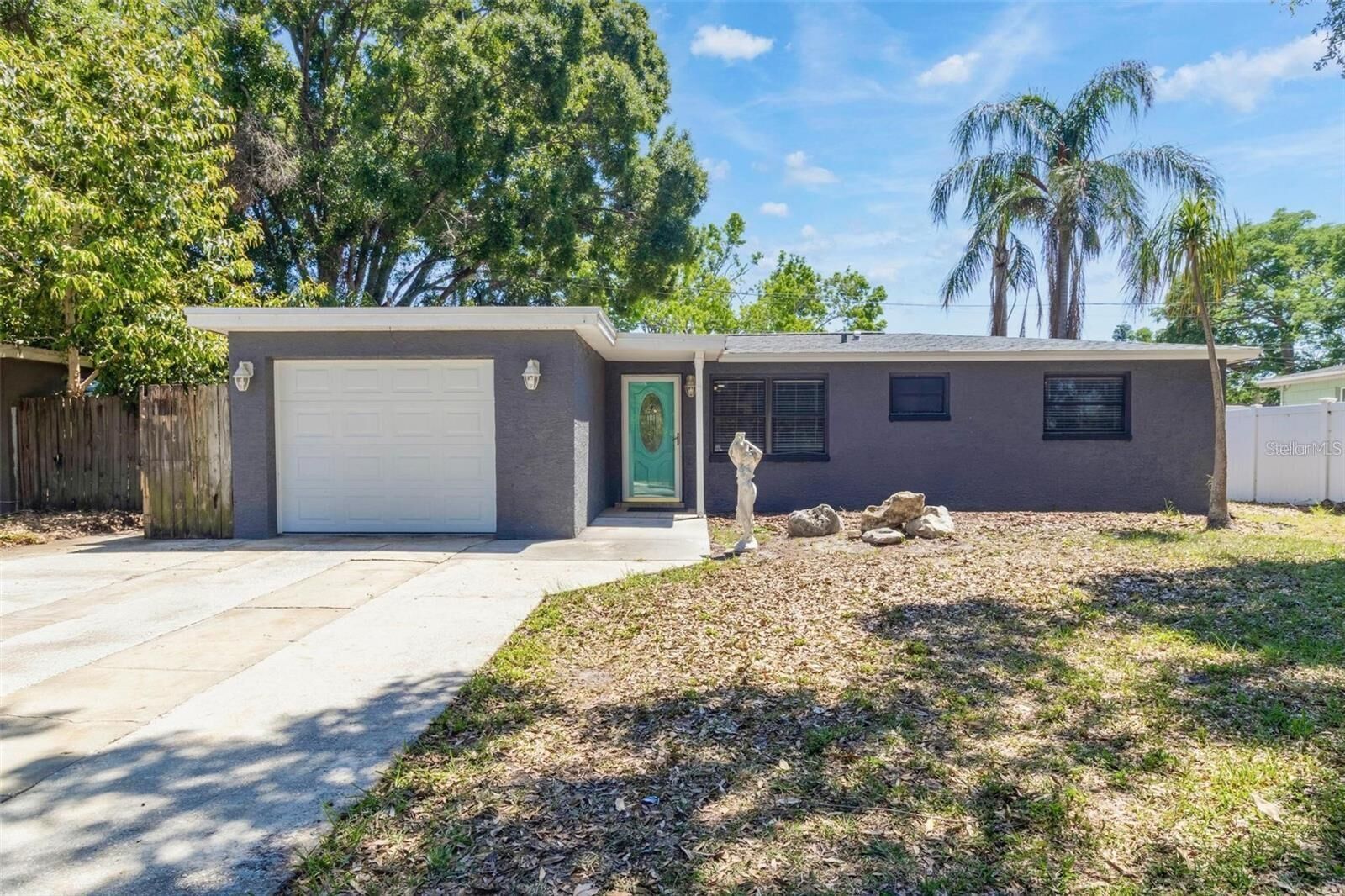 Property Photo: 8648 78th Place FL 33777