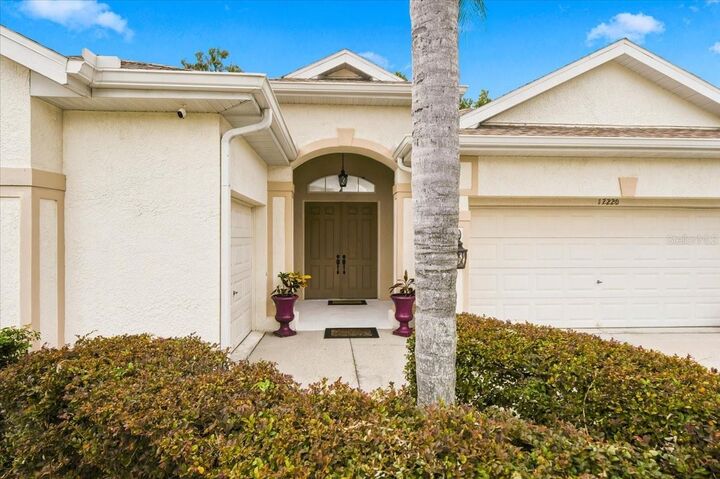 Property Photo:  12220 Woodlands Circle  FL 33525 