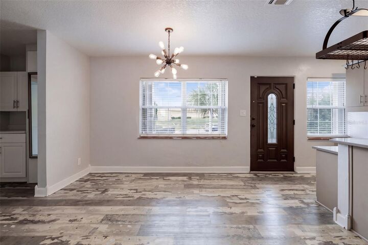 Property Photo: 107 NE Ivanhoe Boulevard FL 32804