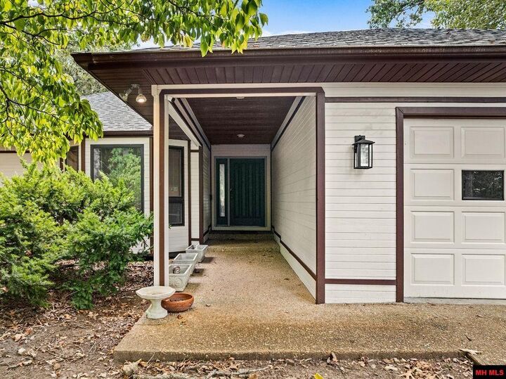 Property Photo:  1656 Cr 25  AR 72653 