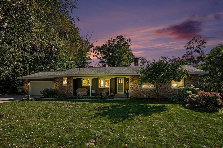 Property Photo:  17292 Burkshire Drive  MI 49417 