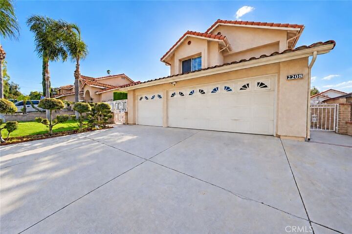 Property Photo: 2208 Coachman Circle CA 92881
