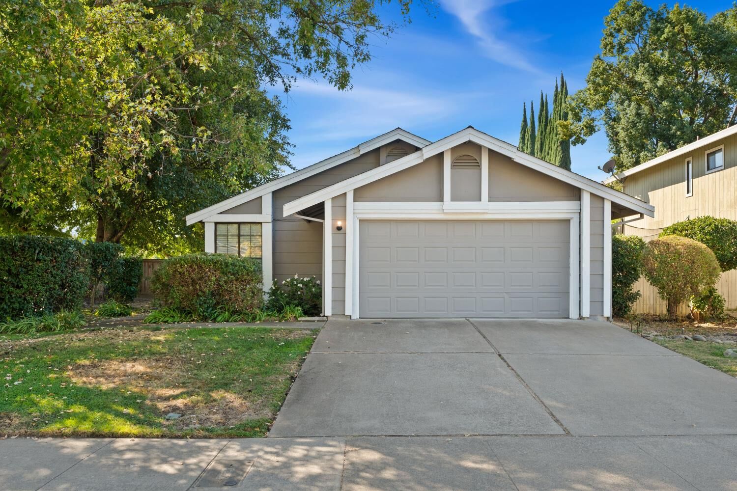 Property Photo: 7507 Deltawind Drive CA 95831