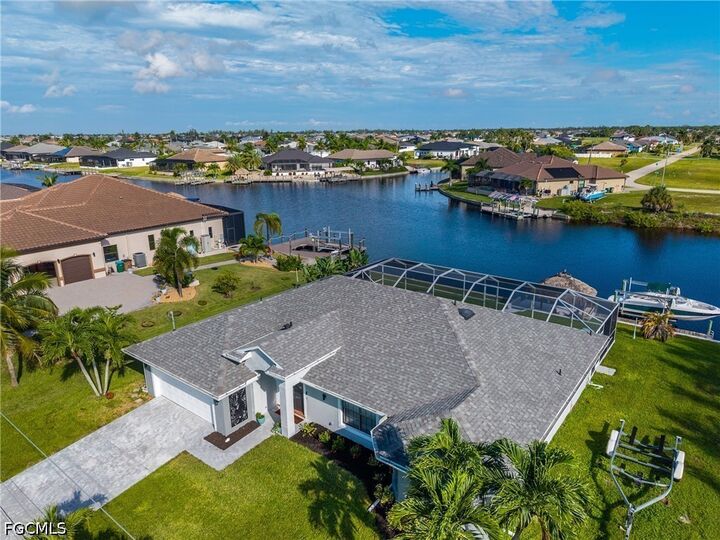Property Photo: 3315 NW 14th Street FL 33993