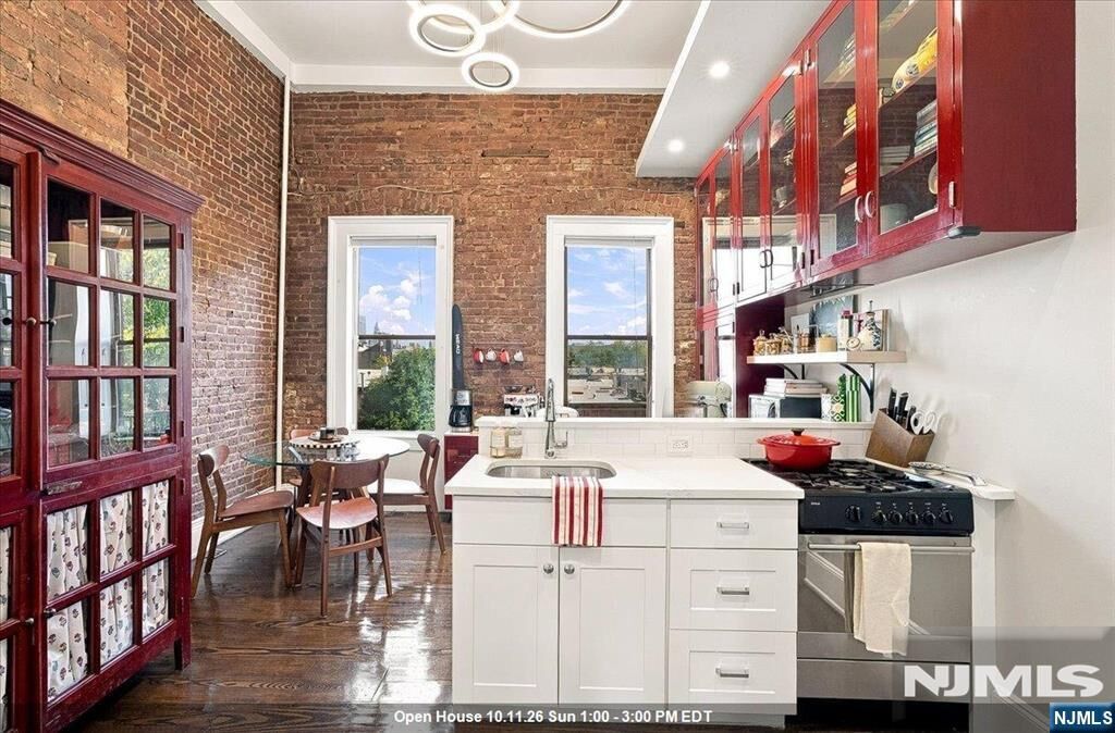 Property Photo:  929 Garden Street 5L  NJ 07030 