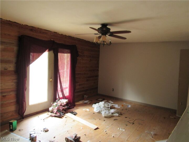 Property Photo:  5575 Center Road  OH 44030 