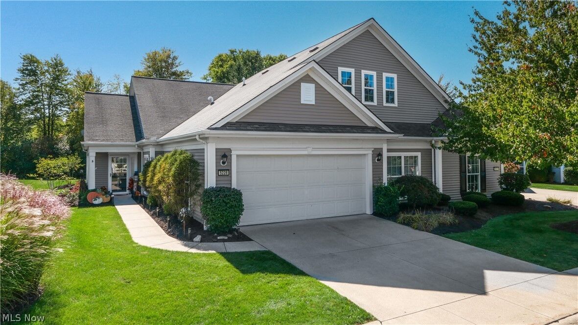 Property Photo:  5228 Bridgewater Lane  OH 44212 