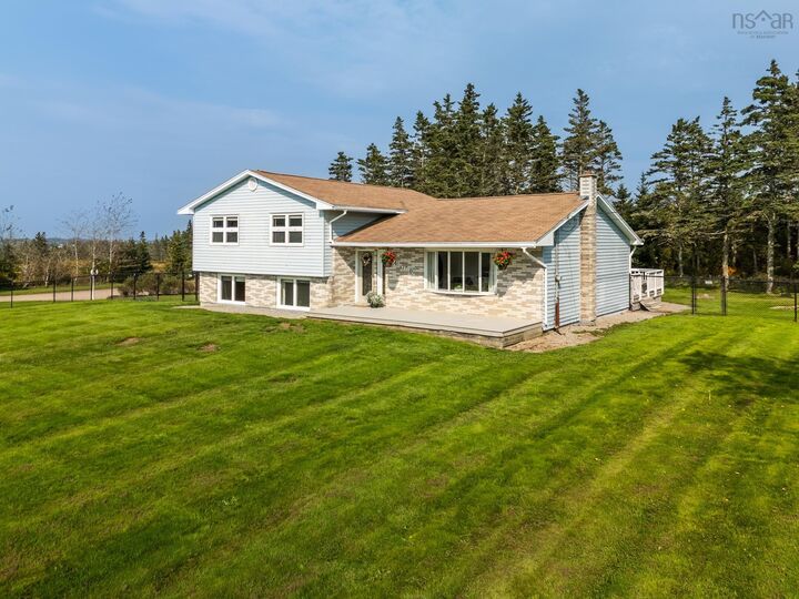 Property Photo:  470 Wyman Road  NS B5A 5G4 