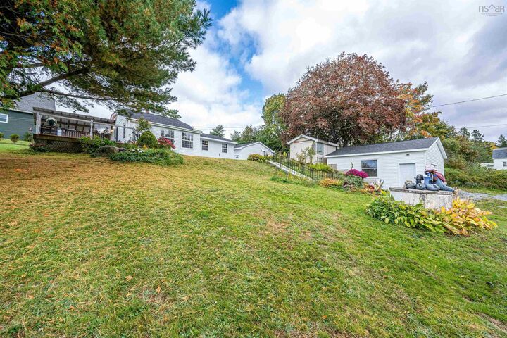 Property Photo:  66 Old Halifax Road  NS B3Z 2W8 