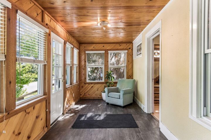 Property Photo:  5124 45th Avenue S  MN 55417 