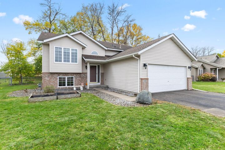 Property Photo:  205 Carissa Lane SW  MN 55376 