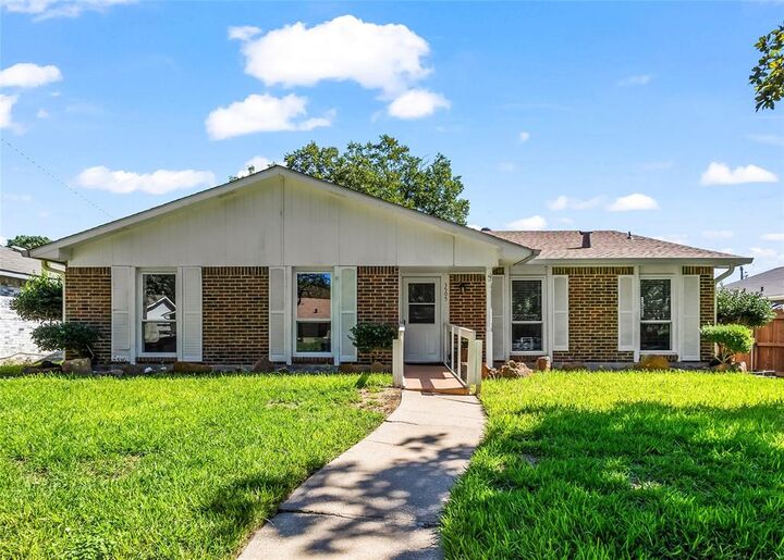 Property Photo:  3505 S Columbine Lane  TX 75052 