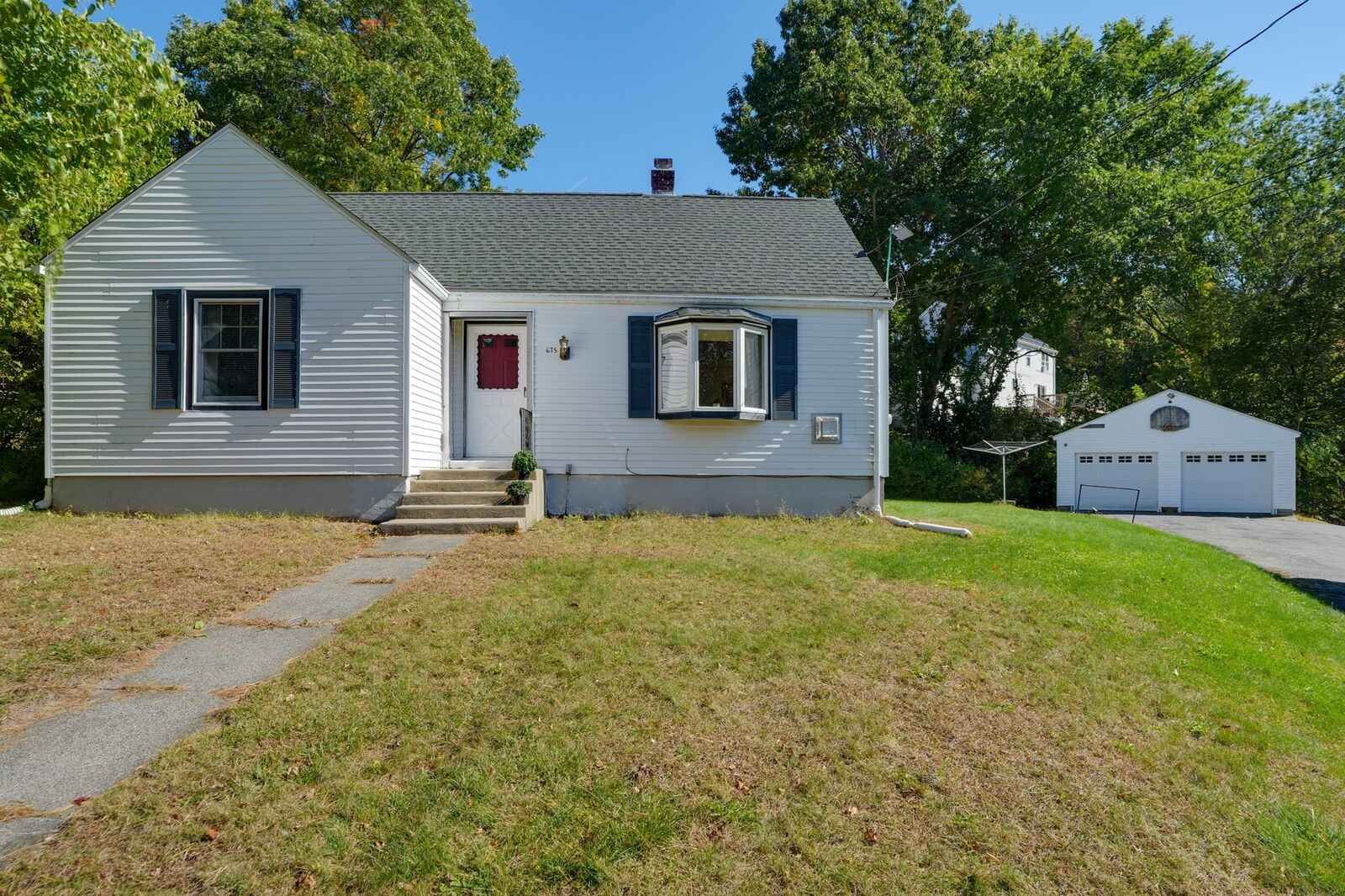 Property Photo:  675 Burncoat Street  MA 01606 