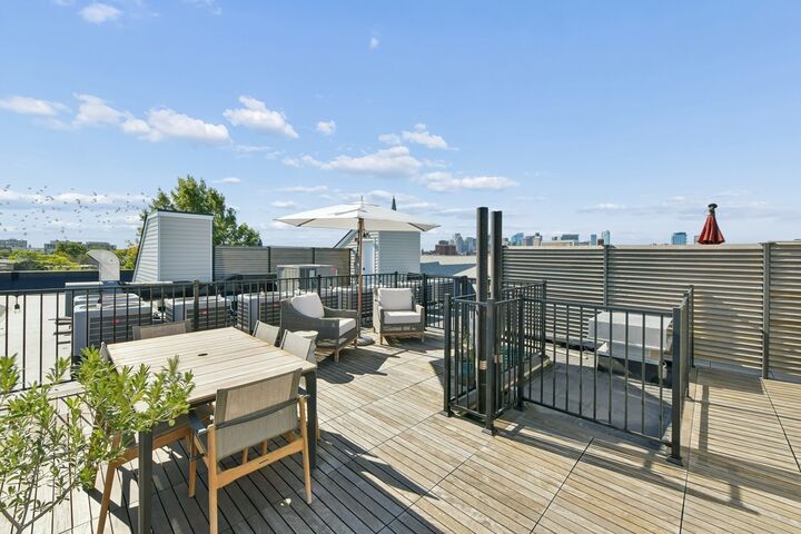 Property Photo:  57 Saratoga St 8  MA 02128 