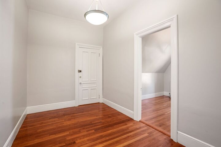 Property Photo:  8 Claremont St 3A  MA 01609 