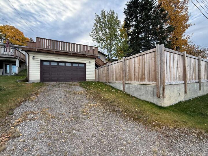 Property Photo: 139 Cheviot Drive AB T7V 1P8