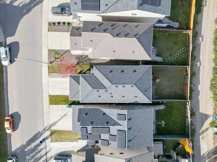 Property Photo:  393 Panton Way NW  AB T3K 0X6 